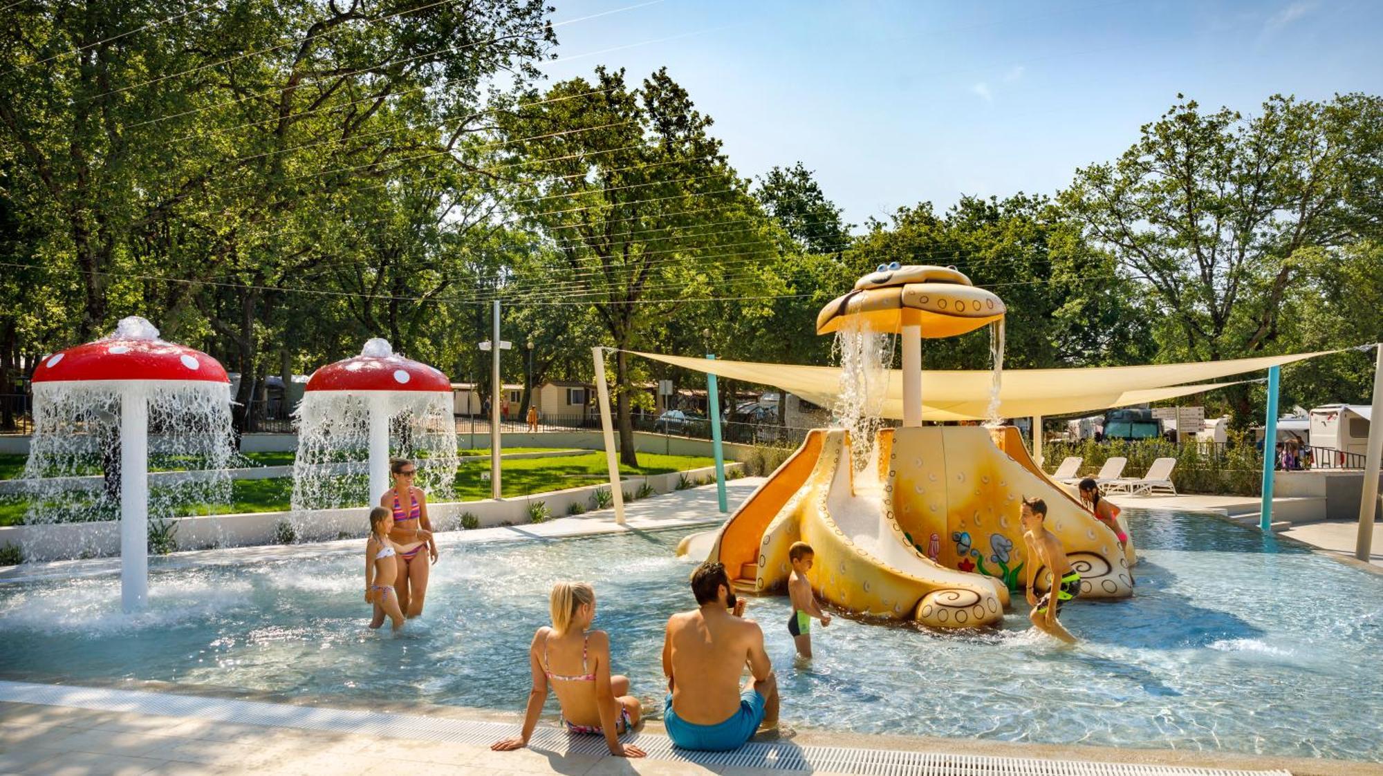 Sunflower Camping Mareda ภายนอก รูปภาพ